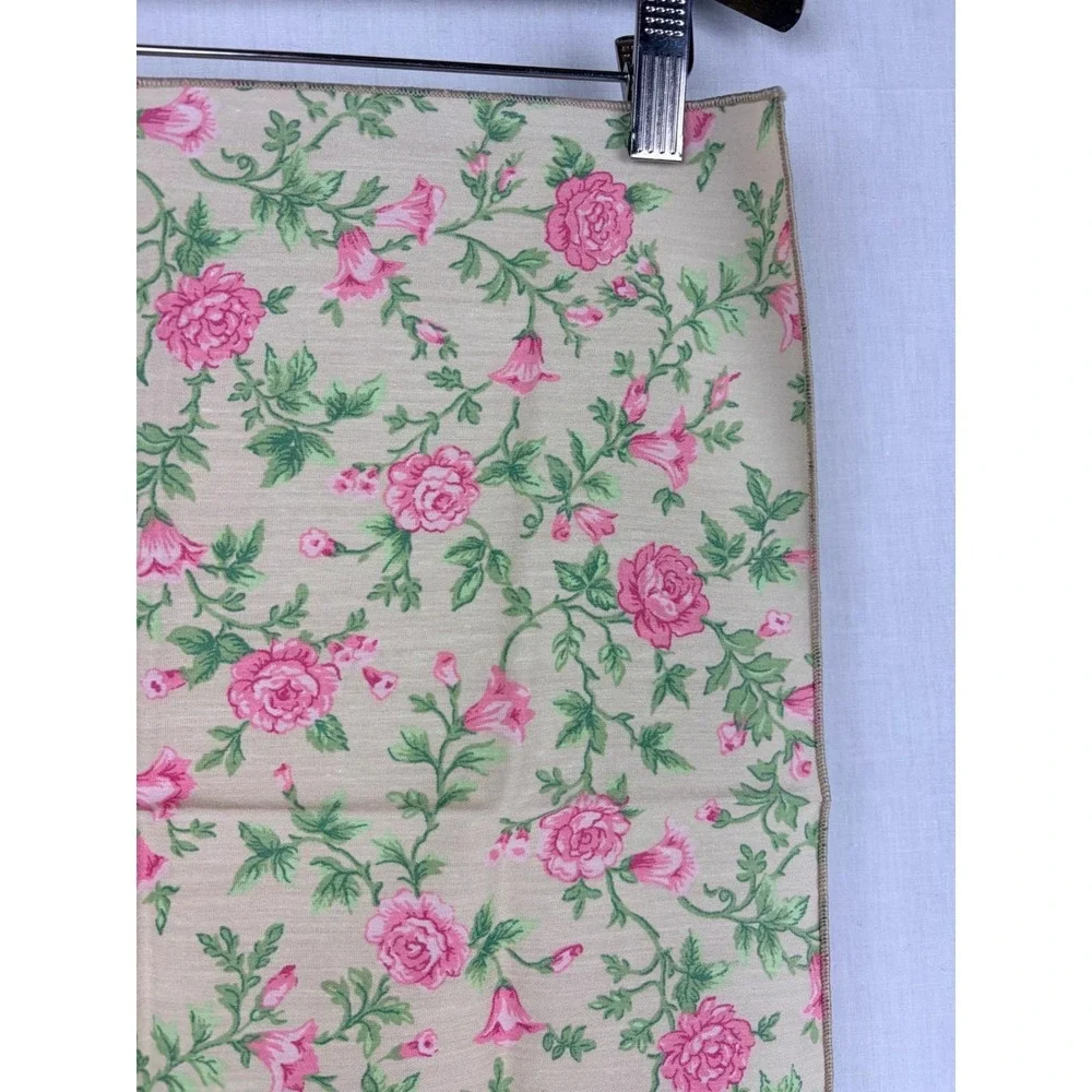 Set of 4 Vintage Floral Cloth Napkins Pink Rose‎ Botanical Cottagecore Beige